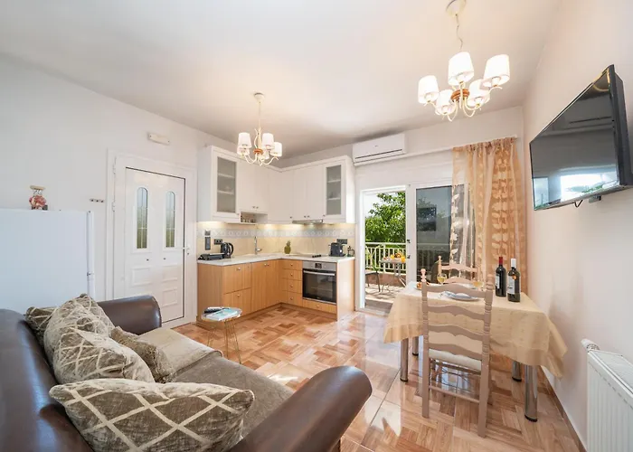 Jasmine - One Bedroom Apart With Balcony